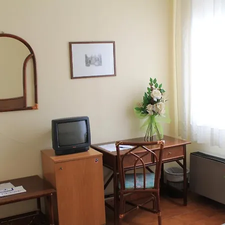 Hotel Minerva Brindisi Chambre photo